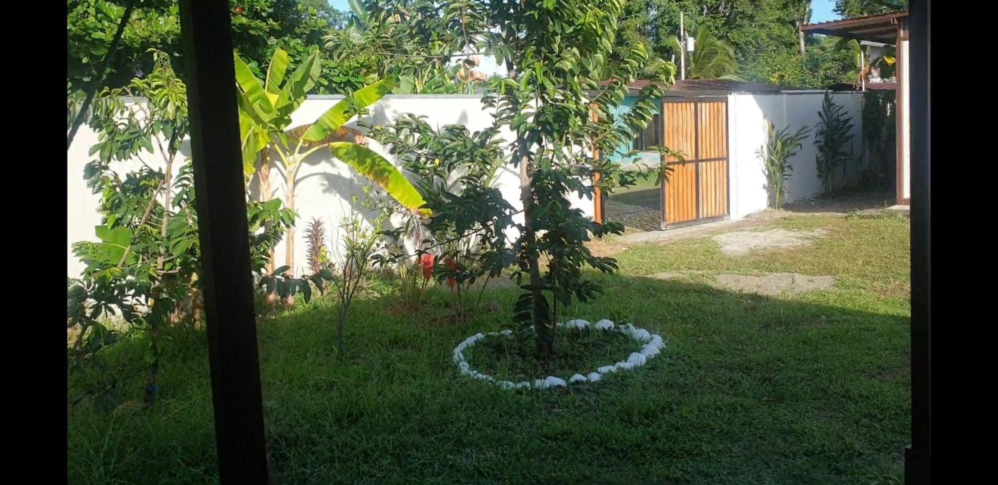 Casa Family Garden - Cerca Playa - En Pacos Place Puerto Viejo de Talamanca